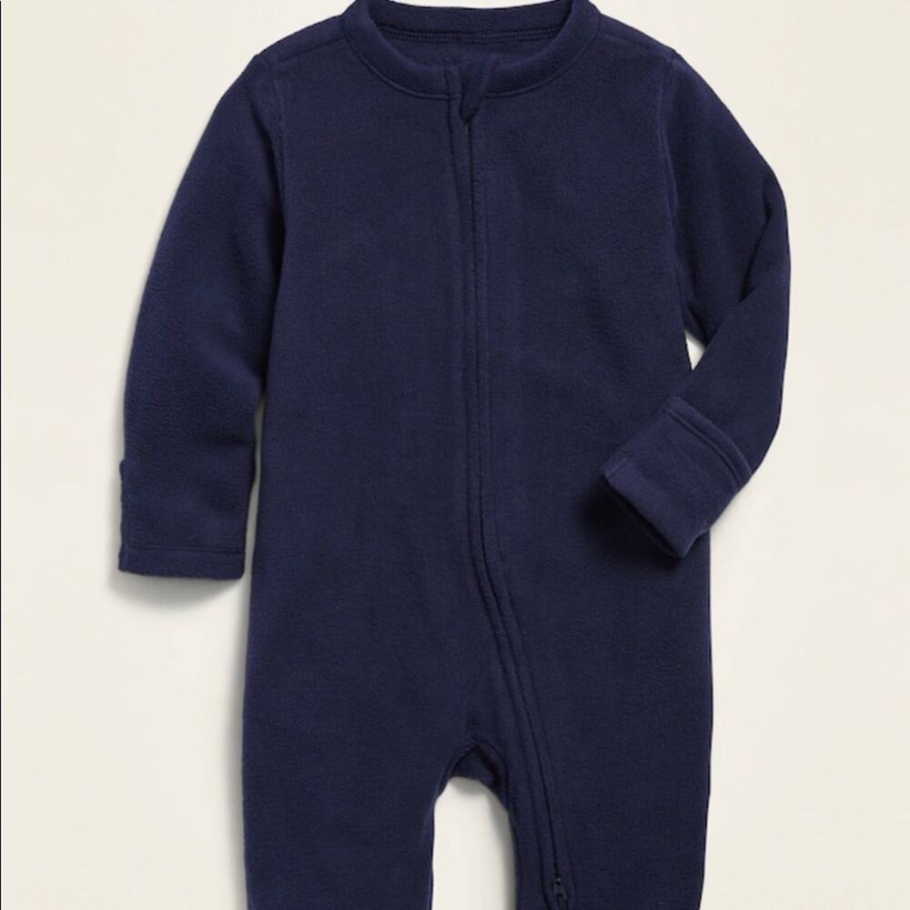 Old Navy Fleece Plush Pajamas size 3-6m